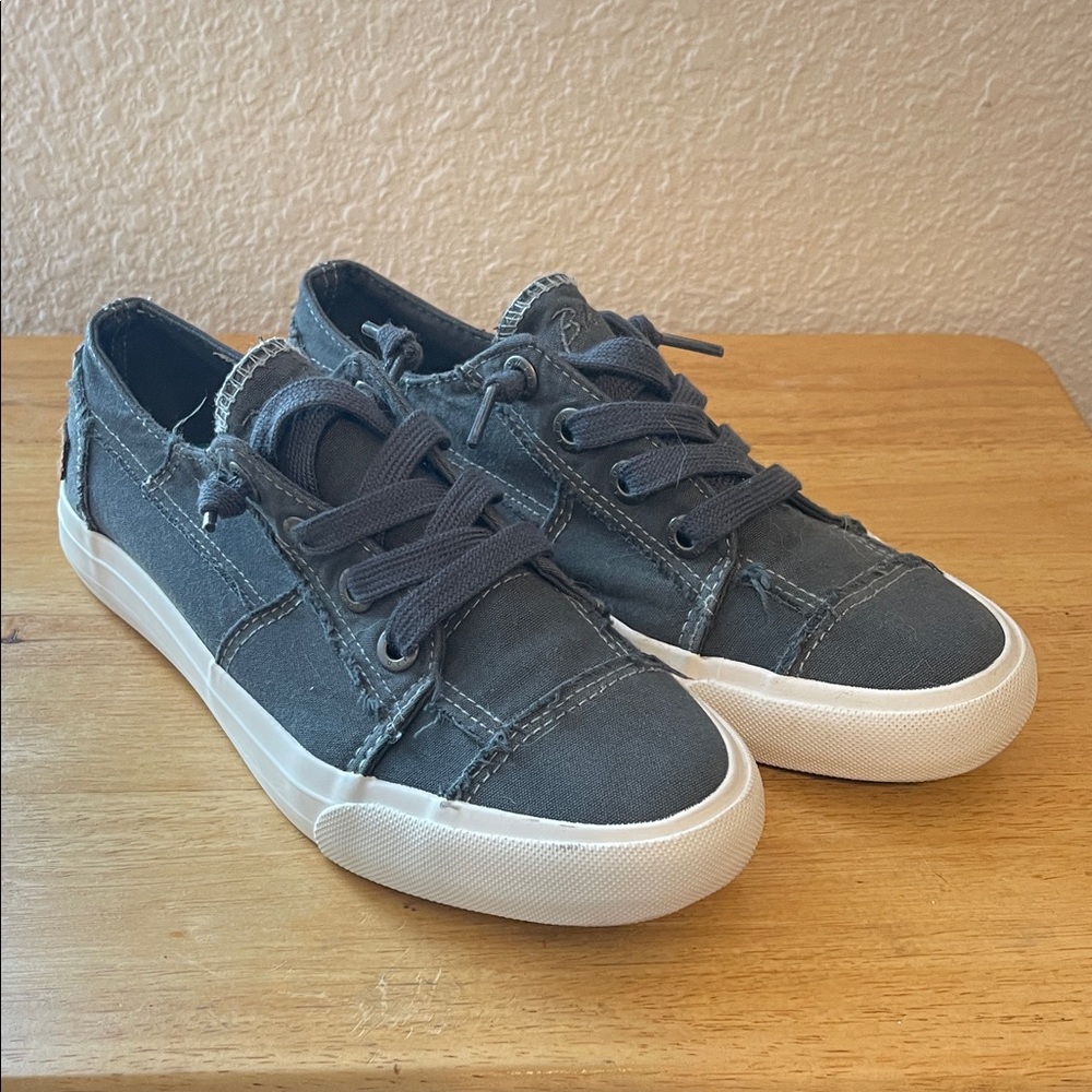 Blowfish Gray Casual Sneakers